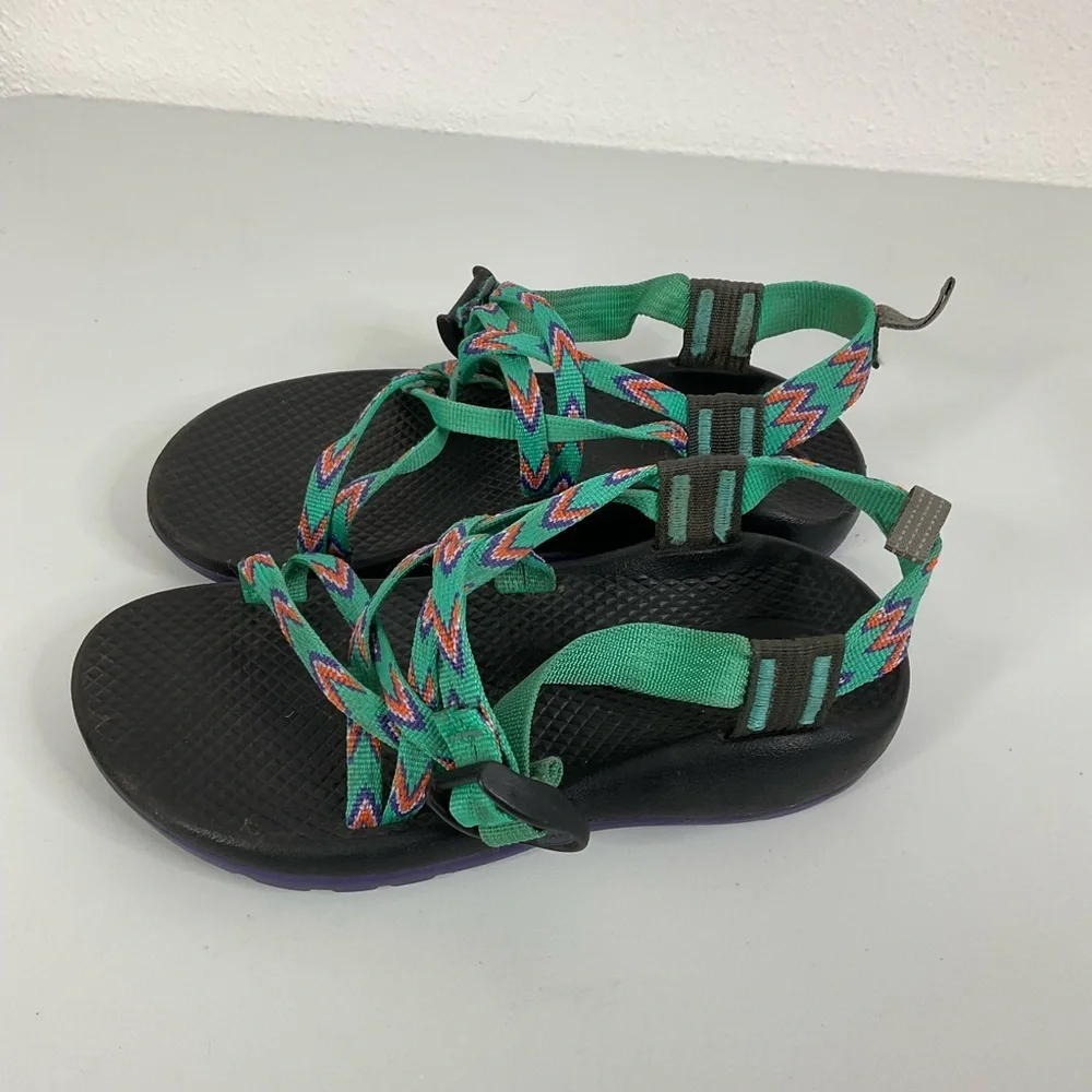 Chaco Strappy Sandals Youth‎ Size 3